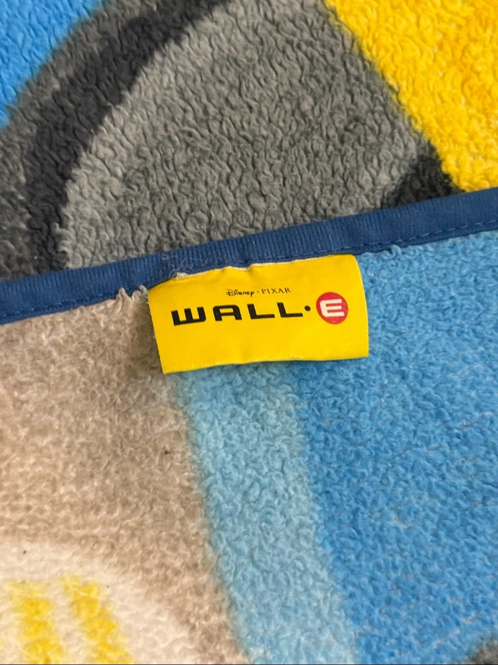 DISNEY Wall E Throw Blanket (48” x 60”)